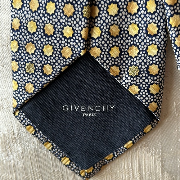 Givenchy Silk Tie - Picture 3 of 3
